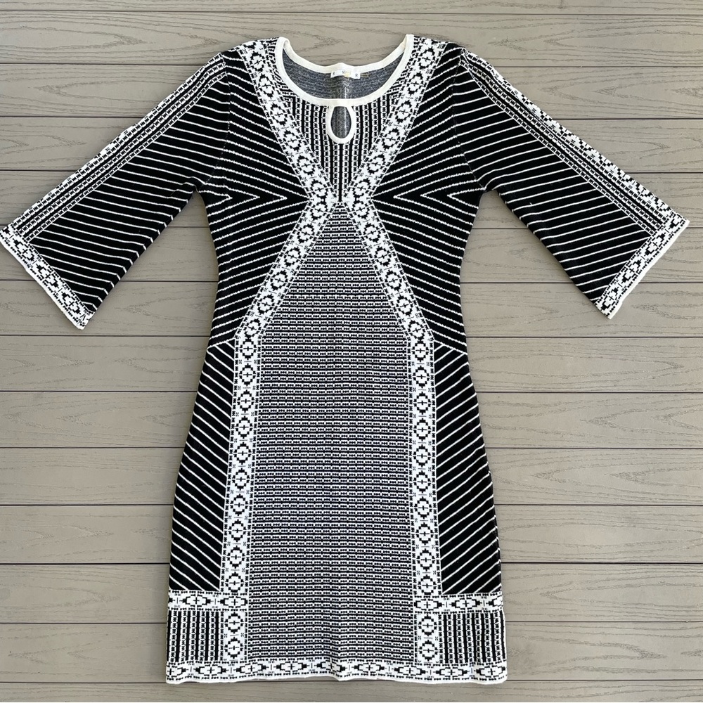 Sioni Bodycon Dress Black White Geometric Knit Keyhole Neckline S